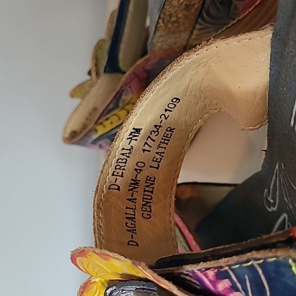 Spring Step L'Artiste Leather Colorful Floral Embossed Slip-on Sandals 9 Boho - Picture 9 of 16